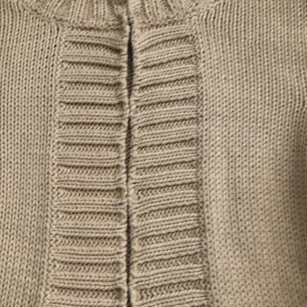 Zara Sweater - Picture 2 of 7